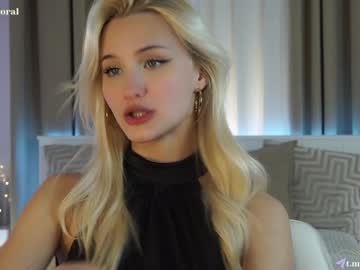 Chloecoral Chaturbate stream image from January 09, 2025