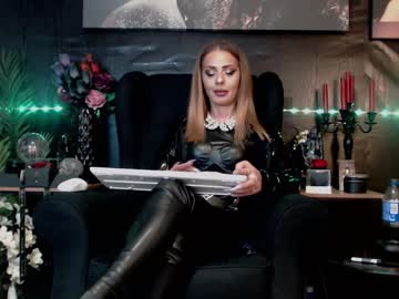 Dominatrixeve Chaturbate stream image from January 09, 2025