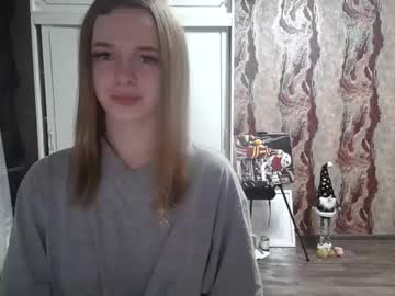 Mamie_Trish Chaturbate stream image from January 09, 2025