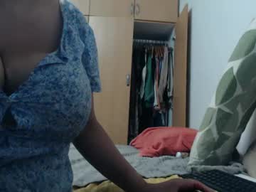 Xxxbustybabe27x Chaturbate stream image from January 09, 2025