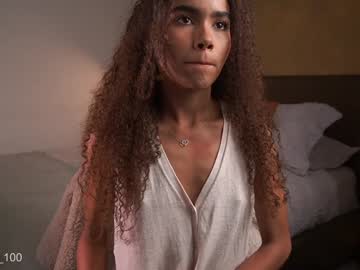 Paulacora100 Chaturbate stream image from January 09, 2025