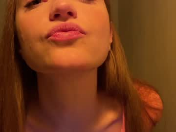 Skyrosie Chaturbate stream image from January 09, 2025