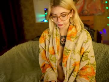 Allison_Cuty Chaturbate stream image from January 09, 2025