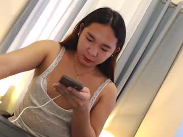 Cumslutselena_69 Chaturbate stream image from January 09, 2025