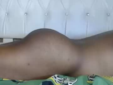 Latoyyabed1 Chaturbate stream image from January 09, 2025