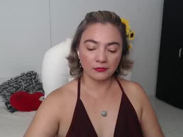 Lilly_Milf Chaturbate stream image from January 10, 2025