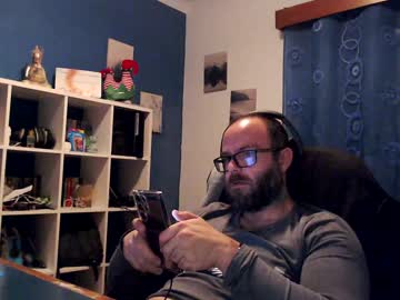 Ravingr3d3 Chaturbate stream image from January 10, 2025