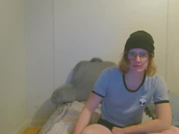 Tyyyler93 Chaturbate stream image from January 10, 2025