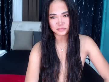 Xhugesignificant69x Chaturbate stream image from January 10, 2025