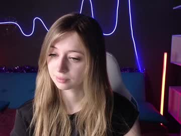 Carolinaares Chaturbate stream image from January 10, 2025