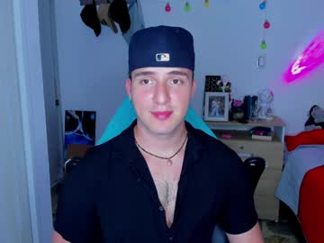 Liam_Oficial Chaturbate stream image from January 10, 2025