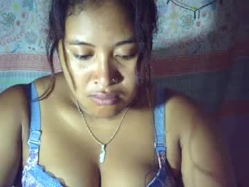 Marinah5 Chaturbate stream image from January 10, 2025