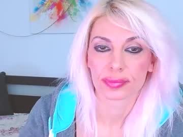 Lillianasara Chaturbate stream image from January 10, 2025