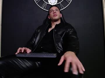 Maxxxpowerful Chaturbate stream image from January 10, 2025
