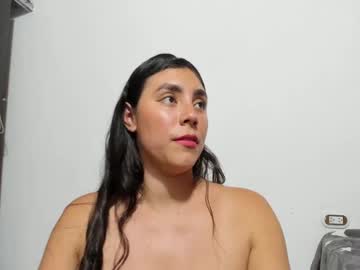 Meli_Mejia_18 Chaturbate stream image from January 10, 2025