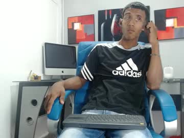 Alejandro_Cazas21 Chaturbate stream image from January 10, 2025