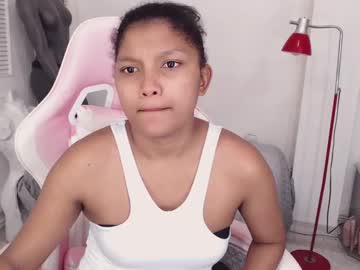 Elly_Willis Chaturbate stream image from January 10, 2025