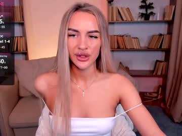 Leila_Flower Chaturbate stream image from January 10, 2025