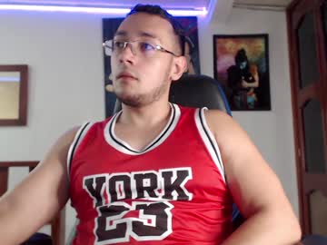 Miguel0981 Chaturbate stream image from January 10, 2025