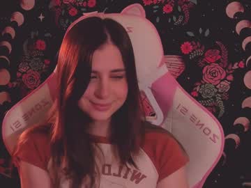 Miriemm Chaturbate stream image from January 10, 2025