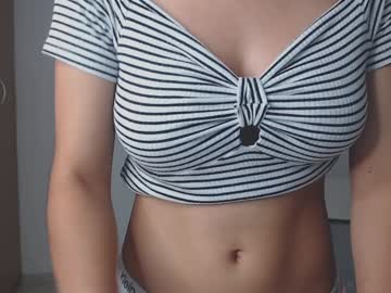 Pau_Heart Chaturbate stream image from January 10, 2025
