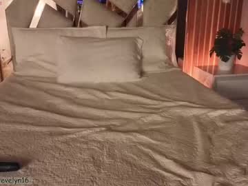 Sweeteve___ Chaturbate stream image from January 10, 2025