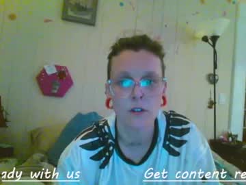 Beefilthy Chaturbate stream image from January 10, 2025