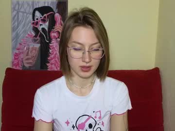 Elsaangel Chaturbate stream image from January 10, 2025