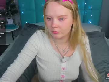 Essie_Fanning Chaturbate stream image from January 10, 2025