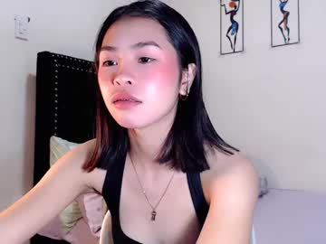 Swt_Asianholly Chaturbate stream image from January 10, 2025
