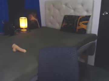 Angelcumfallen Chaturbate stream image from January 10, 2025