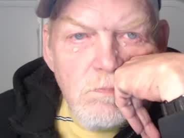 Cockreadynow4u Chaturbate stream image from January 10, 2025