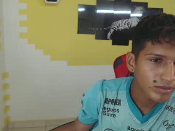 Mau_Elixxx Chaturbate stream image from January 10, 2025