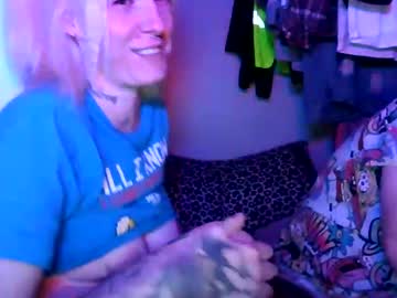 X0prettyinpink Chaturbate stream image from January 10, 2025