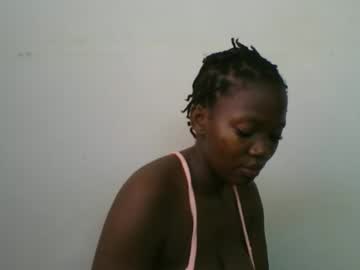 Bubblyass2 Chaturbate stream image from January 10, 2025