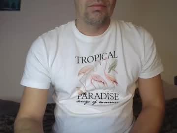 Traxking444 Chaturbate stream image from January 10, 2025