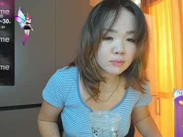 Azure_Moon Chaturbate stream image from January 10, 2025
