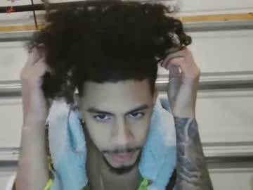 The1zues Chaturbate stream image from January 10, 2025