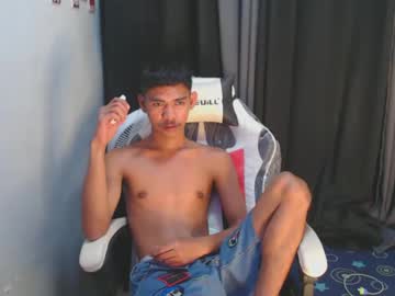 Drixiboy Chaturbate stream image from January 10, 2025
