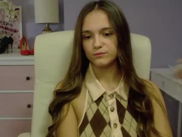 Emilly_Lust99 Chaturbate stream image from January 10, 2025