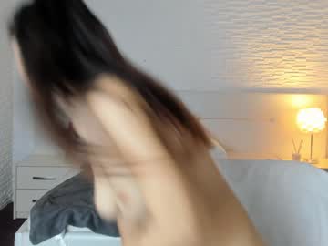 Ines_Lyn Chaturbate stream image from January 10, 2025