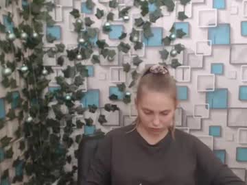 Klerkarina Chaturbate stream image from January 10, 2025
