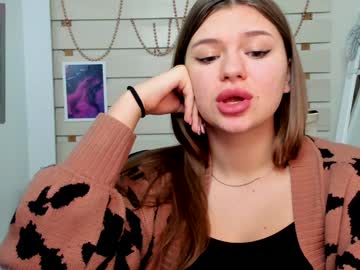 Monika_Youu Chaturbate stream image from January 10, 2025