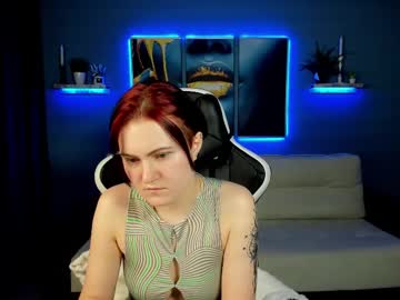 Roni_Fox Chaturbate stream image from January 10, 2025