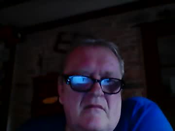 Allysback Chaturbate stream image from January 10, 2025