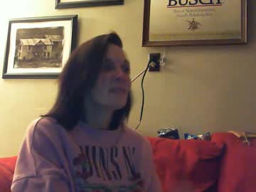 Carleyquinn42183 Chaturbate stream image from January 10, 2025