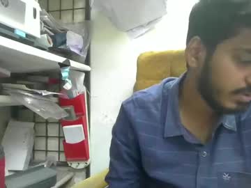 Robertsalia220 Chaturbate stream image from January 10, 2025