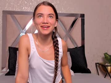 Aitana_Baker_ Chaturbate stream image from January 10, 2025