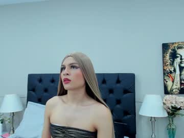 Bonnie_Golden Chaturbate stream image from January 10, 2025