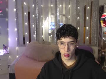 Gojo_Satoru_18 Chaturbate stream image from January 10, 2025